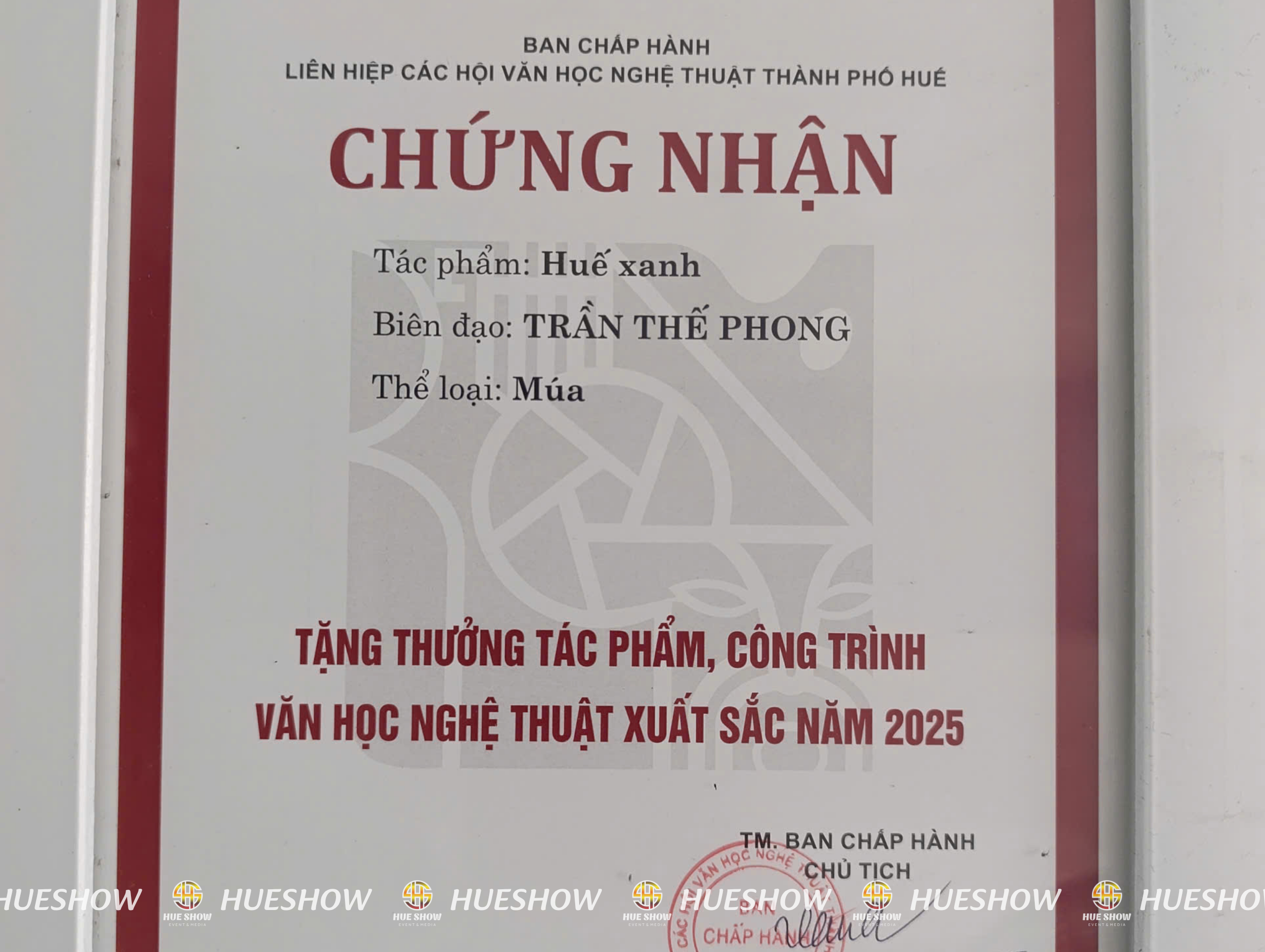 Thành tựu 10